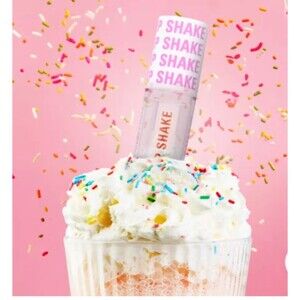 Makeup Revolution Lip Shake - Clear Sprinkles (4.6ml)